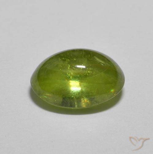 esfena Medium Dark-Green natural de 1.31 ct, Ovalada, Transparente