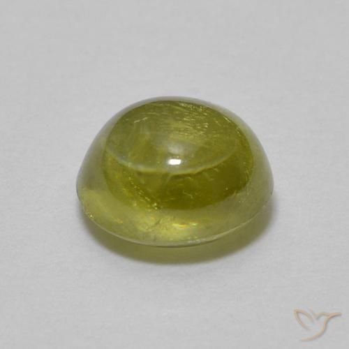 esfena Verde claro natural de 0.83 ct, Ovalada, Transparente