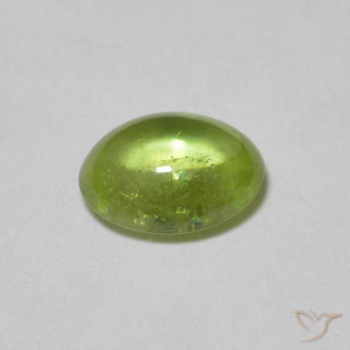 esfena Verde claro natural de 0.69 ct, Ovalada, Transparente