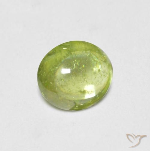 esfena Verde claro natural de 0.70 ct, Ovalada, Transparente
