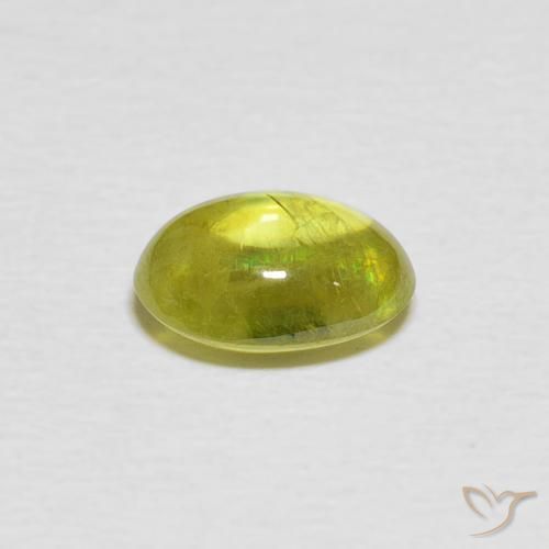 esfena Amarillo medio natural de 1.79 ct, Ovalada, Transparente