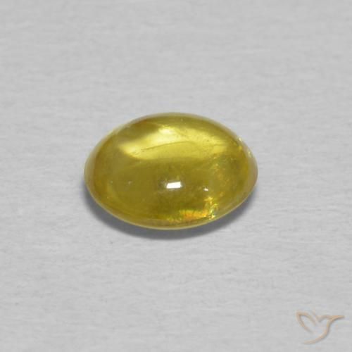 esfena Amarillo medio natural de 0.76 ct, Ovalada, Transparente