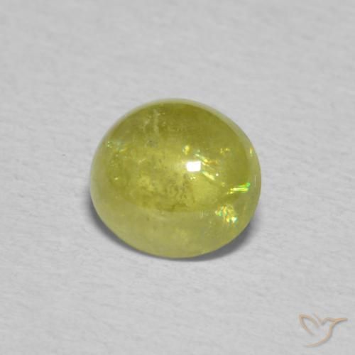 esfena Amarillo medio natural de 0.92 ct, Ovalada, Transparente