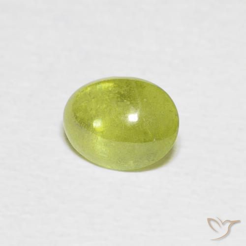 esfena Verde medio natural de 0.83 ct, Ovalada, Transparente