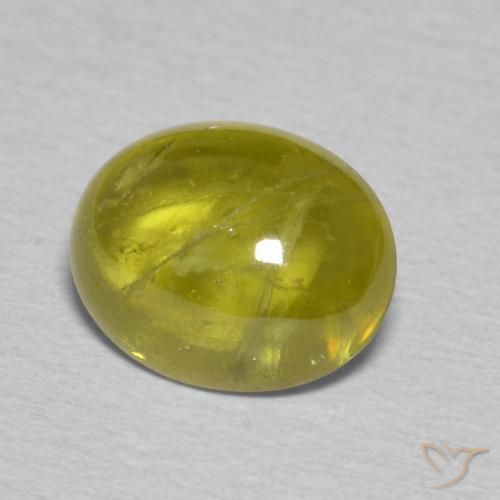 esfena Verde amarillento natural de 2.33 ct, Ovalada, Transparente