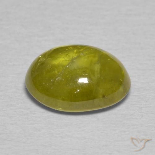 esfena Verde amarillento natural de 2.33 ct, Ovalada, Transparente
