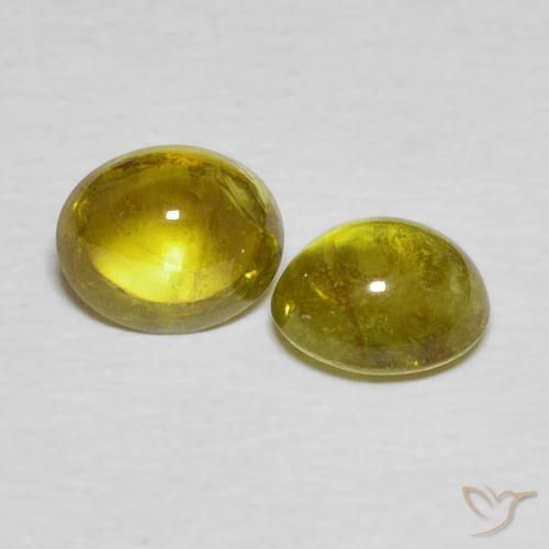 Gemas de esfena Marrón dorado intenso natural de 2.26 ct, Ovalada, Transparente