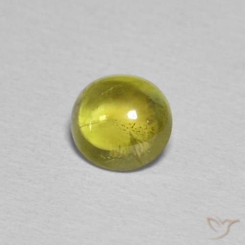 esfena Amarillo medio natural de 0.94 ct, Ovalada, Transparente