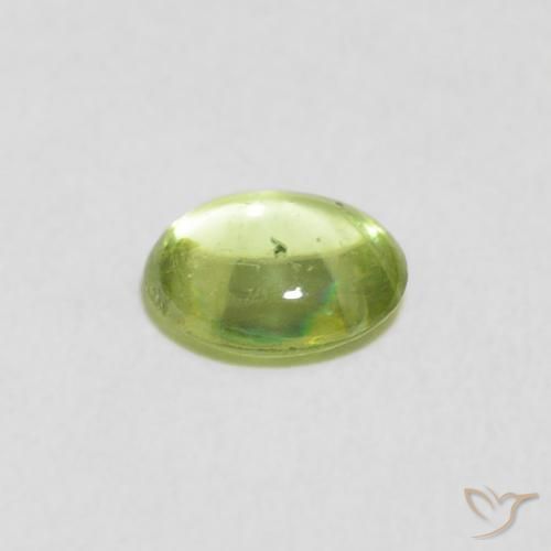 esfena Verde claro natural de 0.66 ct, Ovalada, Transparente
