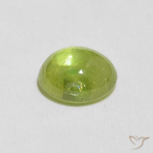 esfena Verde medio natural de 1.55 ct, Ovalada, Transparente