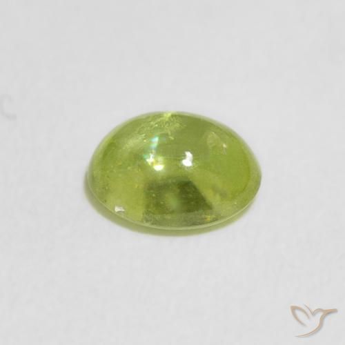 esfena Verde claro natural de 0.91 ct, Ovalada, Transparente