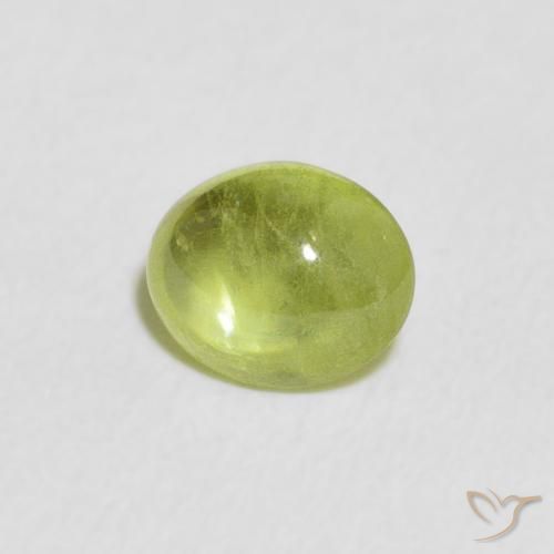 esfena Verde amarillento intenso natural de 0.76 ct, Ovalada, Transparente