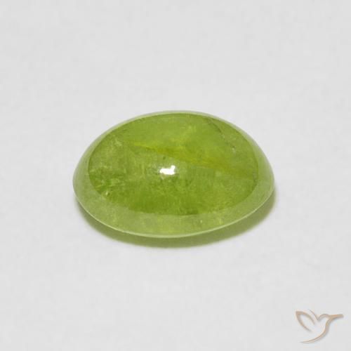 esfena Verde medio natural de 1.41 ct, Ovalada, Transparente