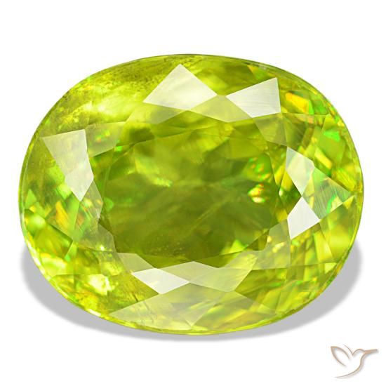 Esfena verde natural de 9,05 ct, corte óvalo, VS