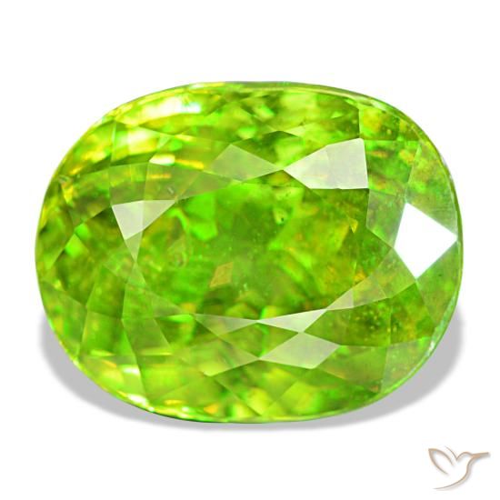 Esfena verde natural de 8,35 ct, corte óvalo, VS