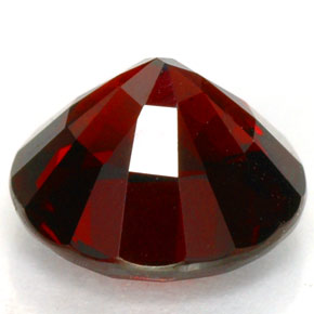 Espinela  natural de 2,47 ct, corte redondo, VS