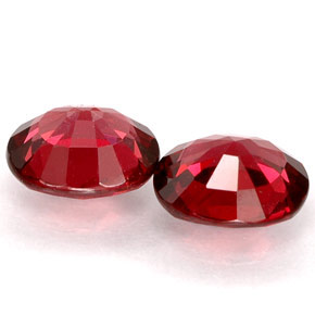 Gemas de espinela rojo natural de  ct, corte óvalo, VVS-VS