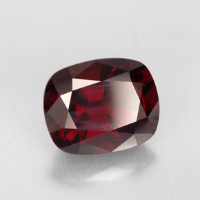 Espinela  natural de 2,79 ct, corte cojín, VS