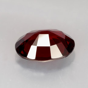 Espinela  natural de 2,11 ct, corte óvalo, VS