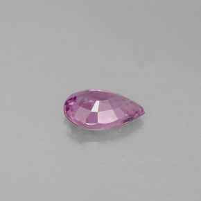 Espinela violeta natural de 0,60 ct, en forma de pera, VS