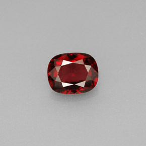 Espinela  natural de 0,76 ct, corte cojín, VS