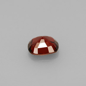 Espinela  natural de 0,76 ct, corte cojín, VS