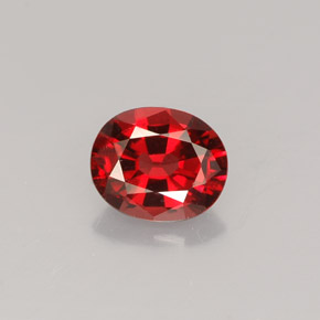 Espinela rojo natural de 0,76 ct, corte óvalo, VS