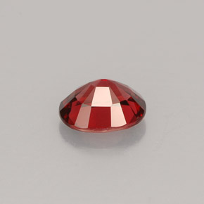 Espinela rojo natural de 0,76 ct, corte óvalo, VS