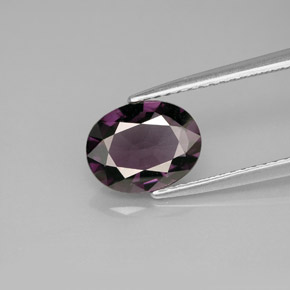 Espinela  natural de 2,02 ct, corte óvalo, VVS-VS