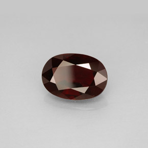 Espinela  natural de 2,78 ct, corte óvalo, VS