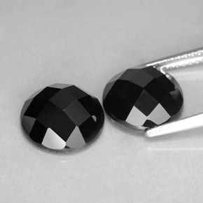 Gemas de espinela negro natural de  ct, corte redondo, opaco