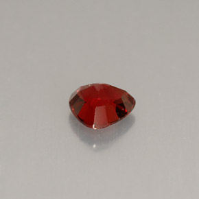 Espinela rojo natural de 0,53 ct, trillón, VS