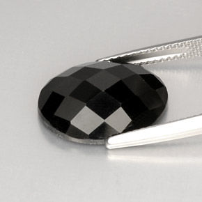 Espinela negro natural de 10,35 ct, corte óvalo, opaco