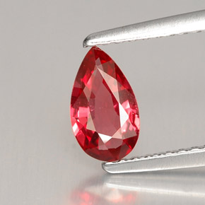 Espinela rojo natural de 0,55 ct, en forma de pera, VS