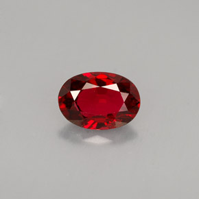 Espinela rojo natural de 0,69 ct, corte óvalo, VS