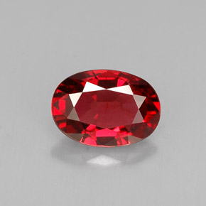 Espinela rojo natural de 0,68 ct, corte óvalo, VS