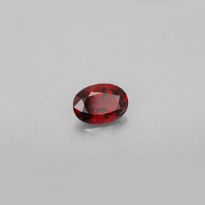 Espinela rojo natural de 0,64 ct, corte óvalo, VVS-VS