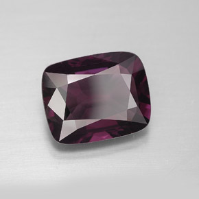 Espinela  natural de 3,46 ct, corte cojín, VS