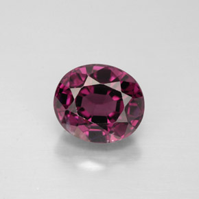 Espinela  natural de 2,25 ct, corte óvalo, VVS-VS