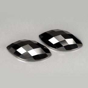 Gemas de espinela negro natural de  ct, marquesa, opaco