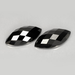 Gemas de espinela negro natural de  ct, marquesa, opaco