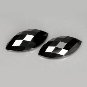 Gemas de espinela negro natural de  ct, marquesa, opaco