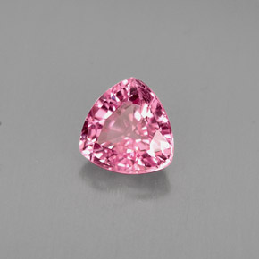 Espinela rosa natural de 0,64 ct, trillón, VS