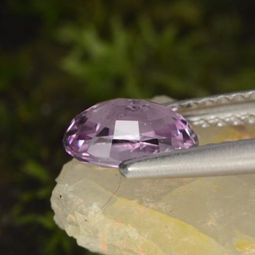 Espinela violeta natural de 1,05 ct, corte óvalo, VS