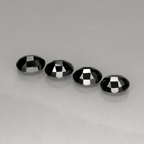 Gemas de espinela negro natural de  ct, corte óvalo, opaco