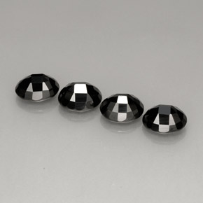 Gemas de espinela negro natural de  ct, corte óvalo, opaco
