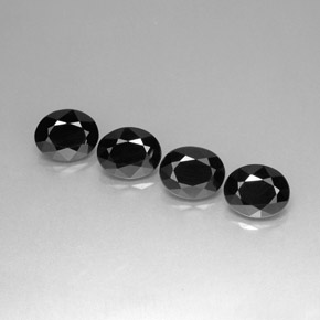Gemas de espinela negro natural de  ct, corte óvalo, opaco