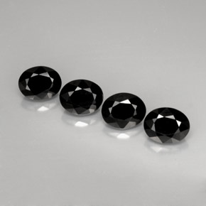 Gemas de espinela negro natural de  ct, corte óvalo, opaco