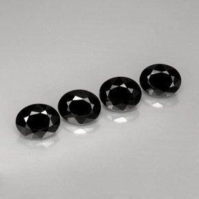 Gemas de espinela negro natural de  ct, corte óvalo, opaco
