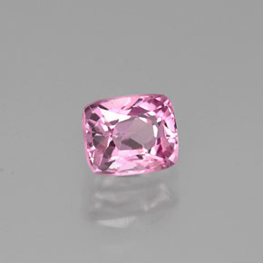 Espinela rosa natural de 0,60 ct, corte cojín, VS